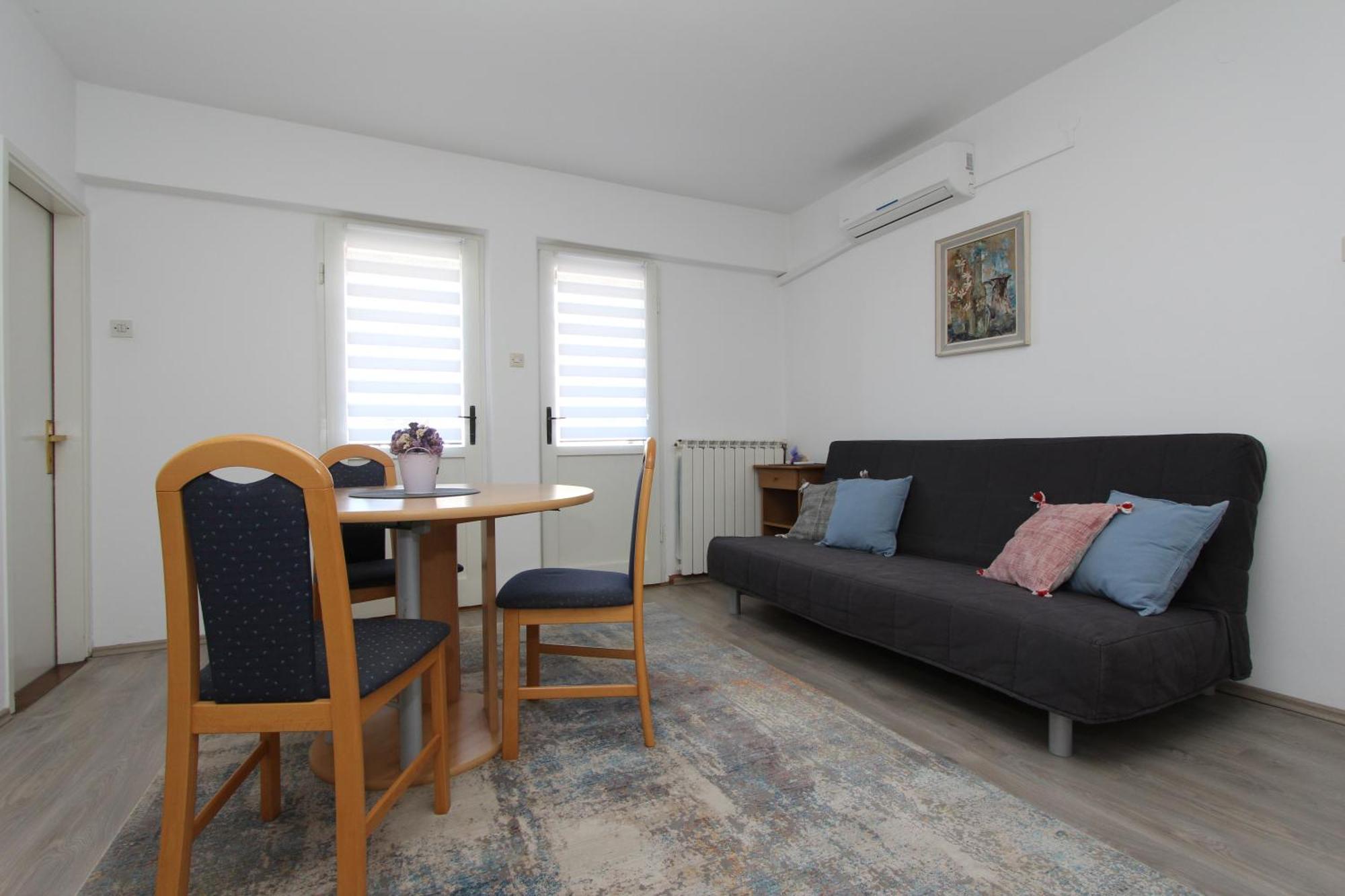 Rooms And Apartments Dino Rovinj Exterior photo